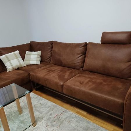 Walk Apartment Vukovar Bagian luar foto