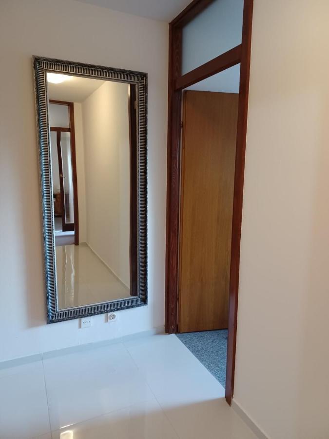 Walk Apartment Vukovar Bagian luar foto
